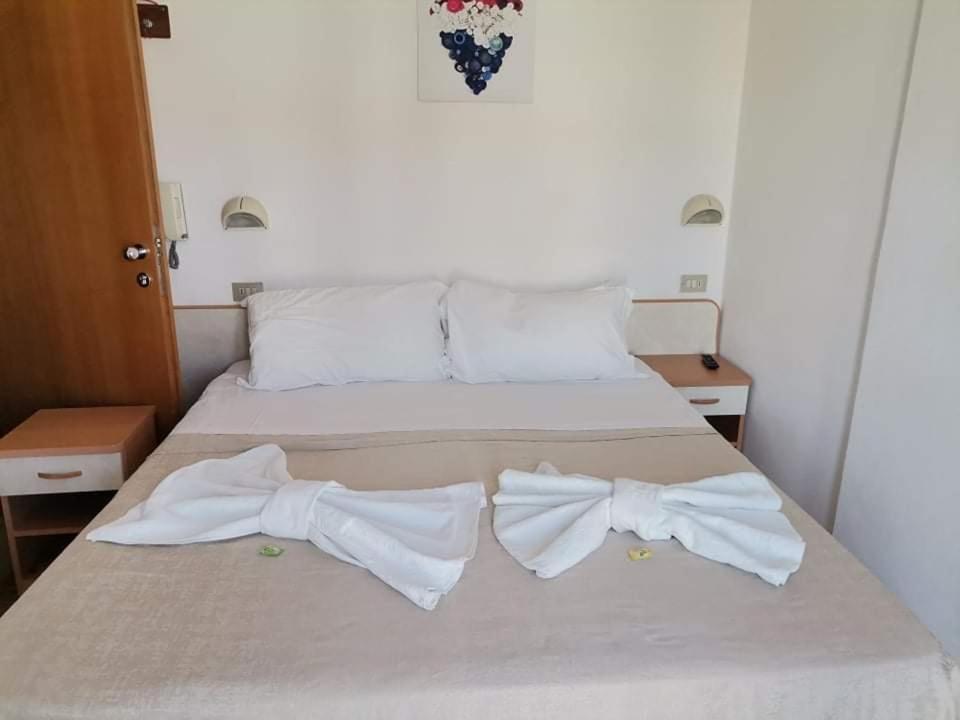 Hotel Alex Rimini Ngoại thất bức ảnh